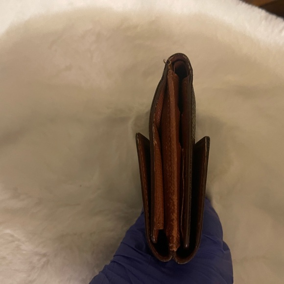 Authentic Louis Vuitton Vintage Elise Wallet - Picture 7 of 8